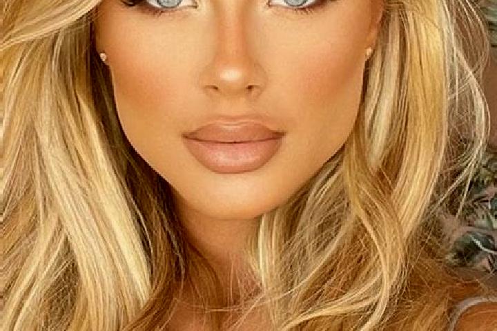 Kinsley, 36, a blonde blue-eyed latina companion based in Hashaat. Offering Fetish, 69, Party Girl. Available for incall and outcall, day and evening dates.