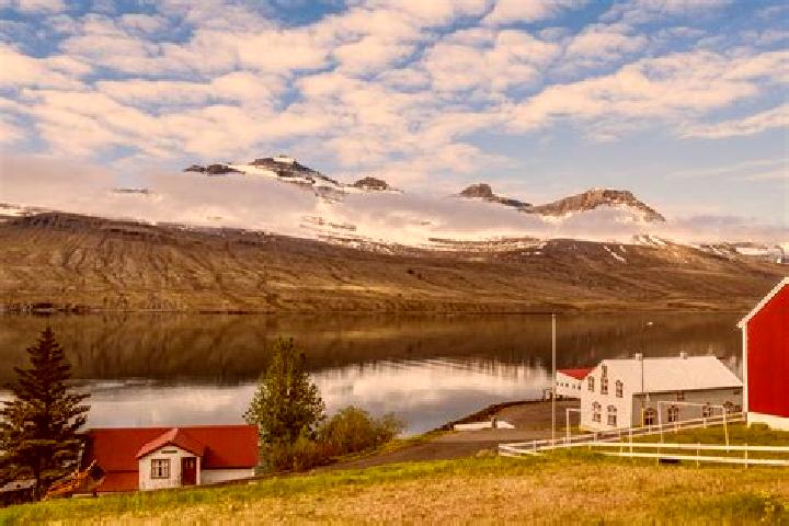 Kinsley, 36 — Escort in Faskrudsfjoerdur, Iceland