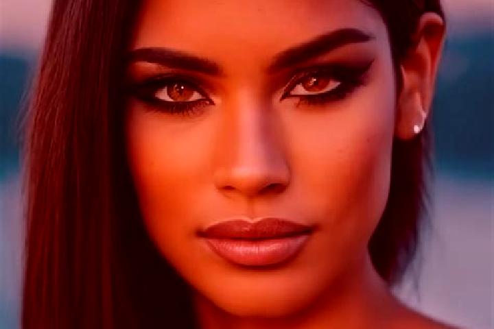 Kinsley, 37, a auburn amber-eyed latina companion based in Slocomb. Offering Roleplay, A-Level, Deep French Kissing, OWO. Available for incall and outcall, d...