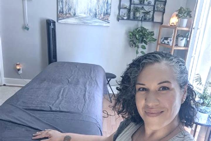 Kinsley, 37, a black grey-eyed caribbean companion based in San Felipe Cuapexco. Offering CIM, Tantra, Erotic Massage, Duos. Available for incall and outcall...