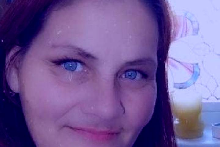 Kinsley, 37, a red dark-eyed mixed companion based in Gorgab. Offering Party Girl, Domination, Girlfriend Experience. Available for incall and outcall, day a...
