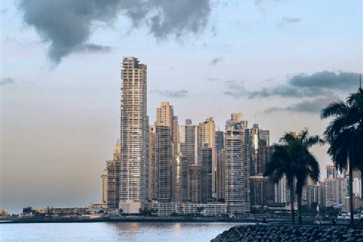 Kinsley, 37 — Escort in Tebujo, Panama