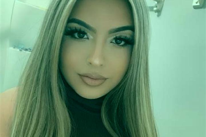 Kinsley, 38, a blonde amber-eyed latina companion based in Uda-Clocociov. Offering Dinner Date, Fetish, Duos. Available for incall and outcall, overnight boo...