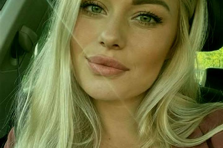 Kinsley, 38, a blonde hazel-eyed caribbean companion based in Tzimol. Offering Massage, 69, GFE, Roleplay. Available for incall and outcall, day and evening ...