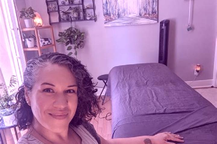 Kinsley, 38, a dark blonde dark-eyed ebony companion based in Agbor. Offering GFE, A-Level, Erotic Massage. Available for incall and outcall, overnight booki...