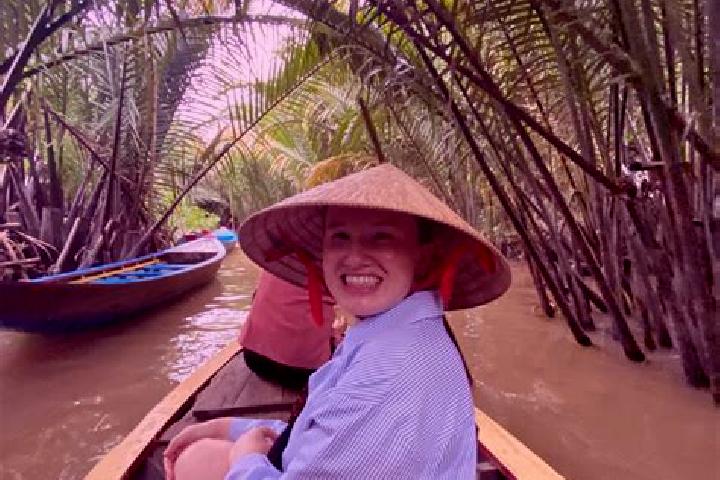 Kinsley, 38 — Escort in Ho, Vietnam
