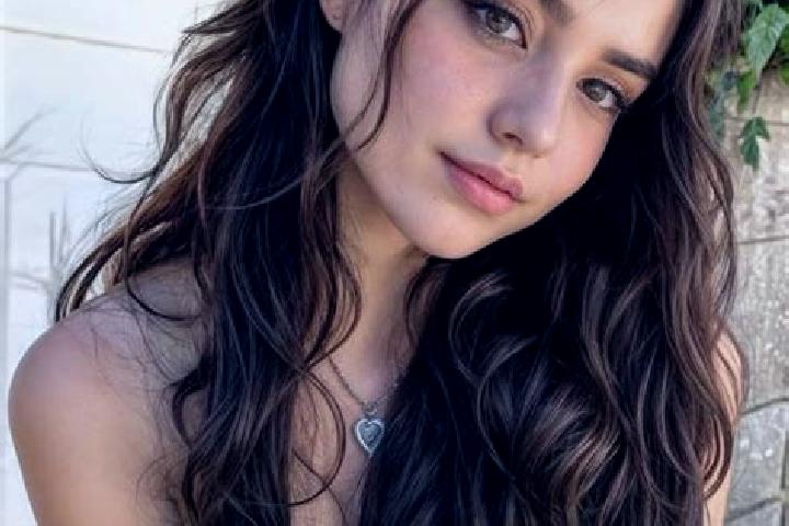 Kinsley, 39, a brunette hazel-eyed mediterranean companion based in Heumen. Offering Deep French Kissing, Duos, Party Girl, CIM. Available for incall and out...