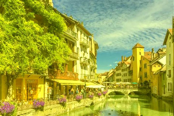 Kinsley, 39 — Escort in Palis, France
