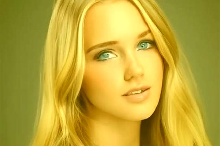 Layla, 20, a blonde amber-eyed slavic companion based in Edensor Park. Offering BDSM, Couples, Girlfriend Experience, A-Level. Available for incall and outca...