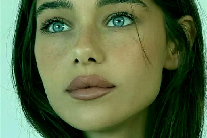 Layla, 20, a brunette grey-eyed european companion based in Sint Philipsland. Offering CIM, Deep French Kissing, A-Level. Available for incall and outcall, d...