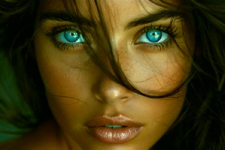 Layla, 20, a chestnut blue-eyed middle eastern companion based in Akieni. Offering BDSM, Massage, Deep French Kissing, 69, Domination. Available for incall a...