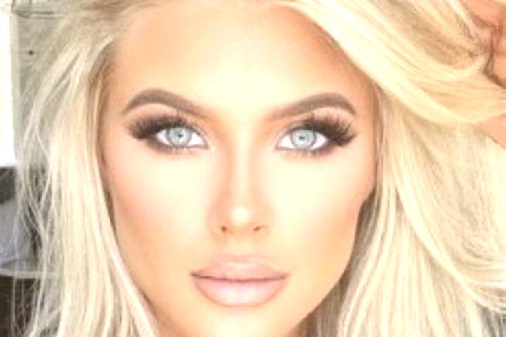 Layla, 20, a platinum blonde grey-eyed caucasian companion based in Yates Center. Offering Roleplay, Massage, Couples, Dinner Date. Available for incall and ...
