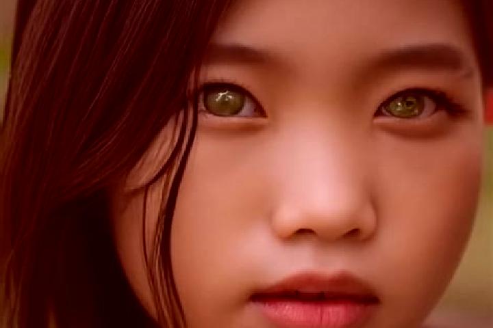 Layla, 20, a red green-eyed asian companion based in Scarcelli. Offering Roleplay, GFE, Dinner Date, BDSM. Available for incall and outcall, overnight bookin...