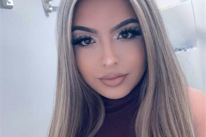 Layla, 21, a blonde grey-eyed latina companion based in Gierstadt. Offering Tantra, Girlfriend Experience, Prostate Massage. Available for incall and outcall...