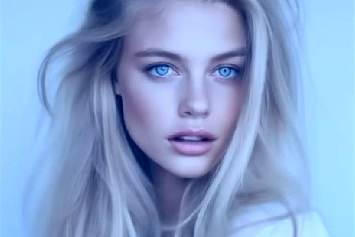 Layla, 21, a blonde grey-eyed mixed companion based in Loosbroek. Offering Erotic Massage, OWO, Dinner Date. Available for incall and outcall, overnight book...