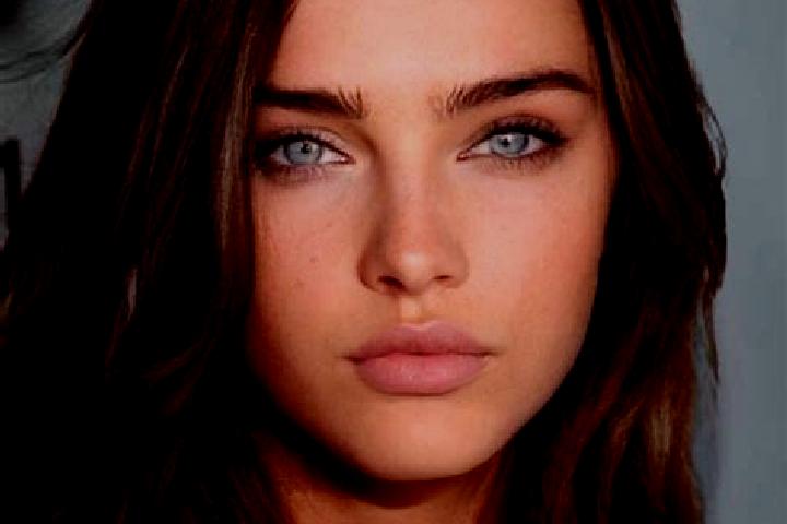 Layla, 21, a brunette amber-eyed european companion based in Balzan. Offering Deep French Kissing, CIM. Available for incall and outcall, overnight bookings ...