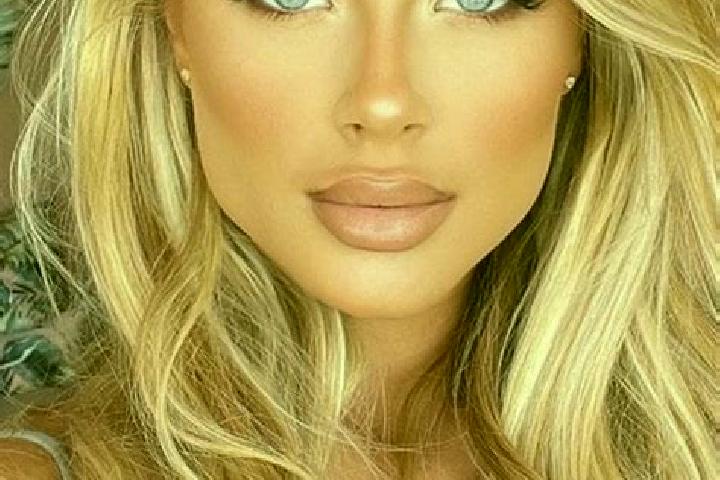 Layla, 22, a blonde blue-eyed latina companion based in Braendoe. Offering Striptease. Available for incall and outcall, overnight bookings available.
