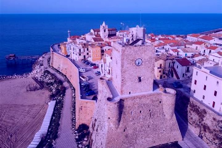 Layla, 22 — Escort in Termoli, Italy