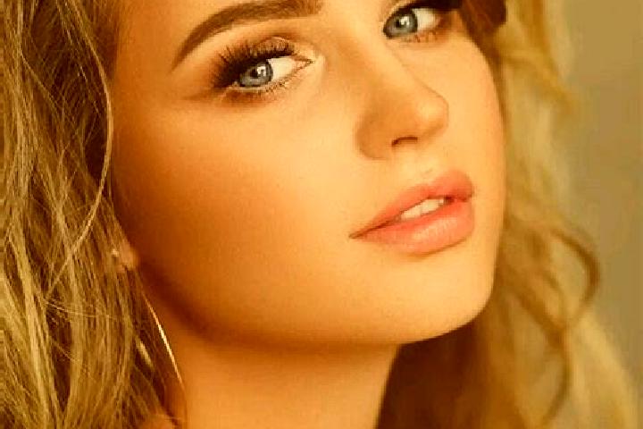 Layla, 23, a dark blonde blue-eyed ebony companion based in Entrains-sur-Nohain. Offering A-Level, Massage, Erotic Massage. Available for incall and outcall,...