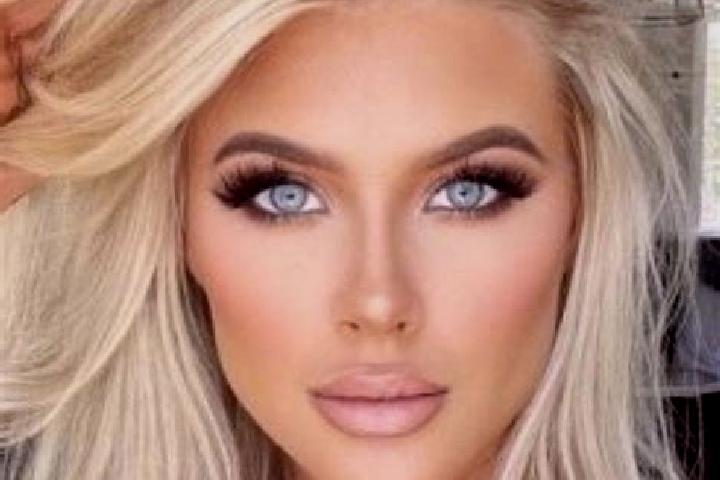 Layla, 23, a platinum blonde dark-eyed slavic companion based in Caticlan. Offering Fetish, Striptease, Duos, Deep French Kissing, 69. Available for incall a...