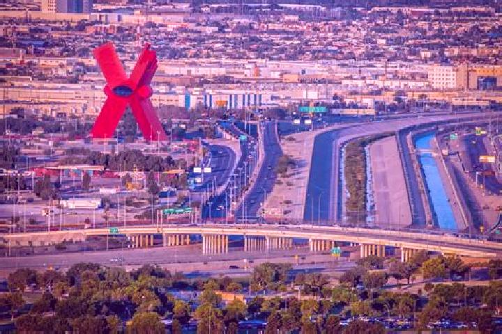 Layla, 23 — Escort in La Luz de Juarez, Mexico