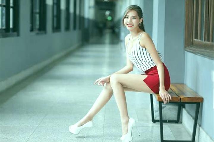 Layla, 24, a auburn brown-eyed asian companion based in Corocito. Offering Party Girl, Travel Companion, BDSM. Available for incall and outcall, day and even...