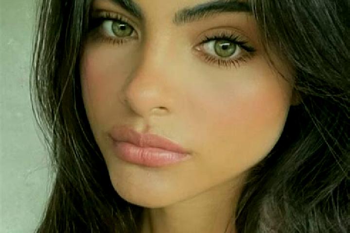 Layla, 24, a black dark-eyed indian companion based in Windhagen. Offering BDSM, Fetish, Domination, Travel Companion. Available for incall and outcall, over...