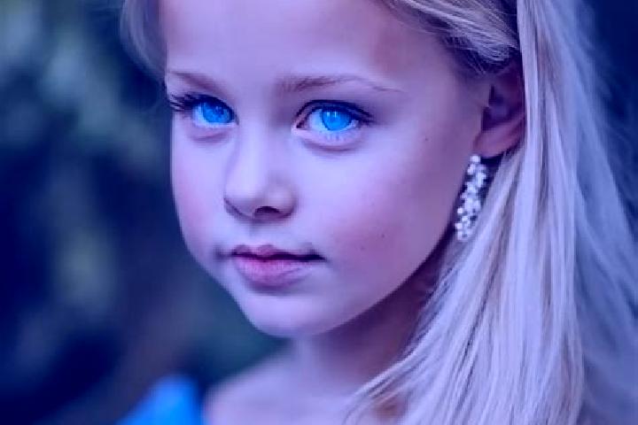 Layla, 24, a blonde blue-eyed caucasian companion based in Derbing. Offering GFE, Deep French Kissing, Striptease, Domination, Tantra. Available for incall a...