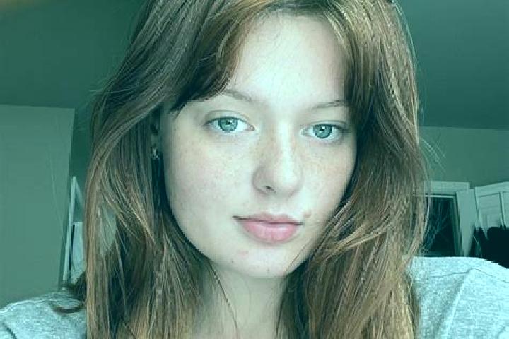 Layla, 25, a auburn amber-eyed caucasian companion based in Beiquan. Offering Tantra, Overnight, OWO, Dinner Date. Available for incall and outcall, overnigh...