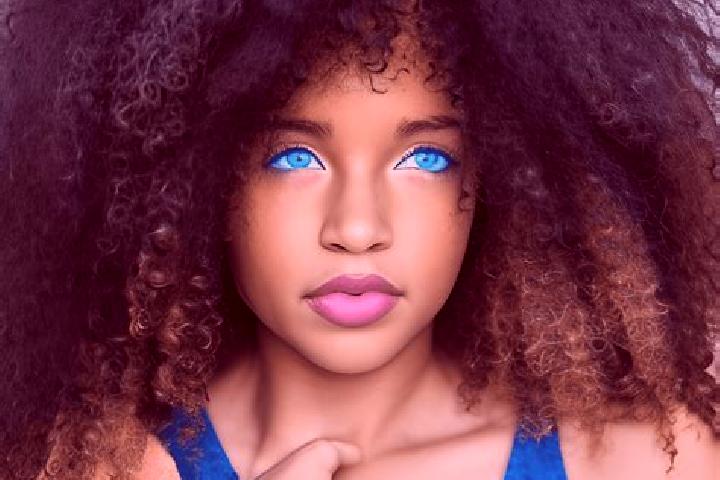 Layla, 25, a black blue-eyed ebony companion based in Dowgur. Offering Couples, Girlfriend Experience. Available for incall and outcall, day and evening dates.