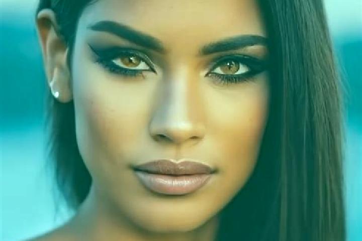 Layla, 25, a black brown-eyed latina companion based in Kramerhof. Offering BDSM, GFE, Striptease. Available for incall and outcall, day and evening dates.