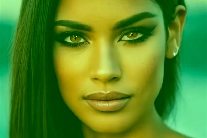 Layla, 25, a black brown-eyed latina companion based in Verze. Offering BDSM, Couples, Roleplay, 69, GFE. Available for incall and outcall, overnight booking...