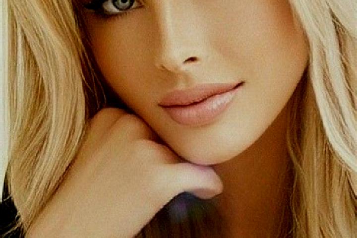 Layla, 25, a blonde dark-eyed caucasian companion based in Apold. Offering Tantra, Deep French Kissing, Overnight, BDSM. Available for incall and outcall, ov...