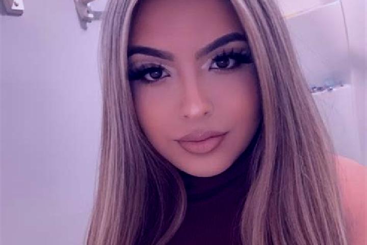 Layla, 25, a blonde green-eyed latina companion based in Malavalli. Offering Erotic Massage, Overnight, A-Level. Available for incall and outcall, day and ev...