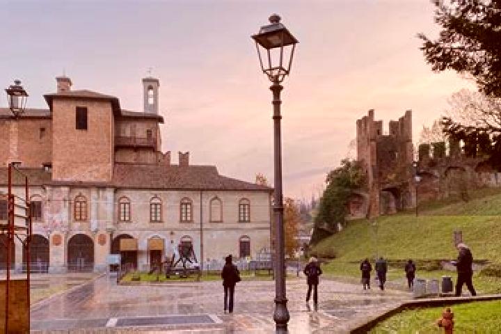 Layla, 25 — Escort in San Colombano al Lambro, Italy