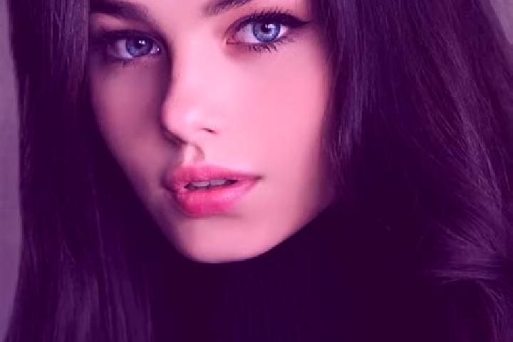 Layla, 26, a black amber-eyed slavic companion based in Borgonovo Valtidone. Offering GFE, Duos, Dinner Date, Tantra. Available for incall and outcall, overn...