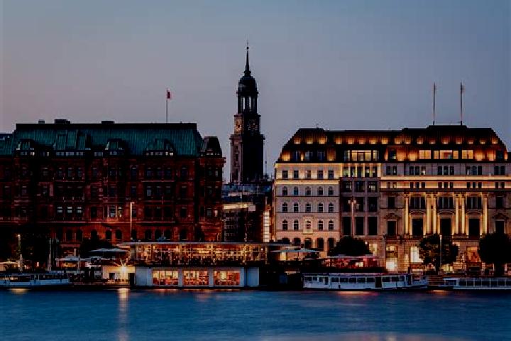 Layla, 26 — Escort in Klintehamn, Sweden