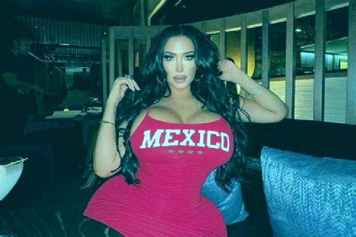 Layla, 26 — Escort in San Pedro Peralta, Mexico