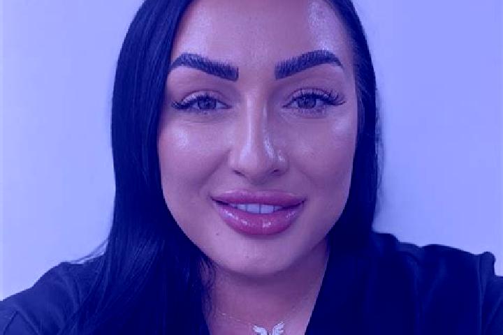 Layla, 26 — Escort in Wooburn Green, United Kingdom