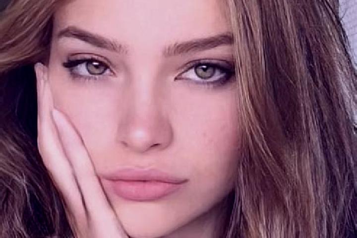 Layla, 27, a blonde brown-eyed asian companion based in Glenelg South. Offering Party Girl, 69, Overnight, Girlfriend Experience. Available for incall and ou...