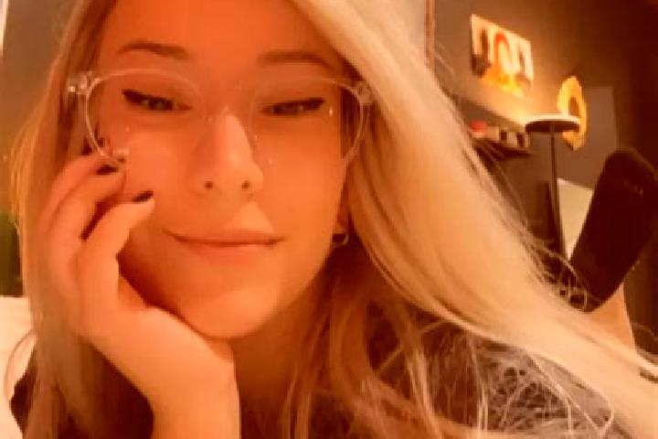 Layla, 27, a blonde grey-eyed mixed companion based in Ivanove Selyshche. Offering Duos, BDSM, Deep French Kissing, Girlfriend Experience. Available for inca...