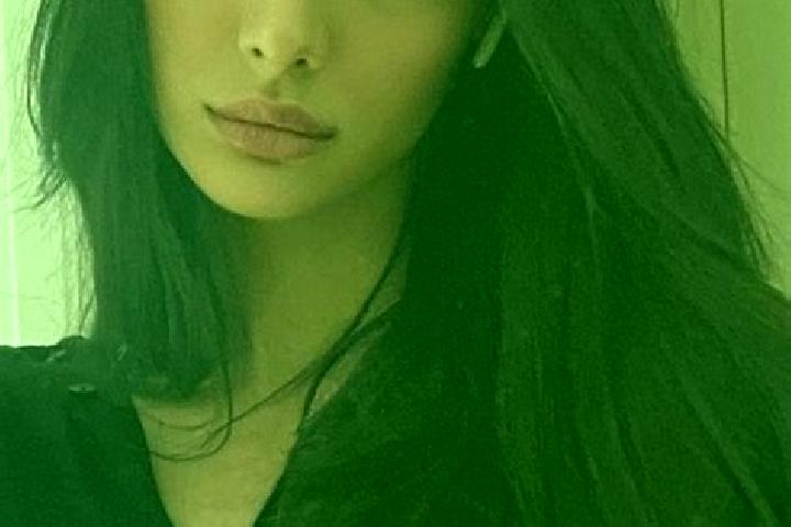 Layla, 27, a chestnut dark-eyed middle eastern companion based in Lorcy. Offering Couples, Deep French Kissing, Party Girl. Available for incall and outcall,...