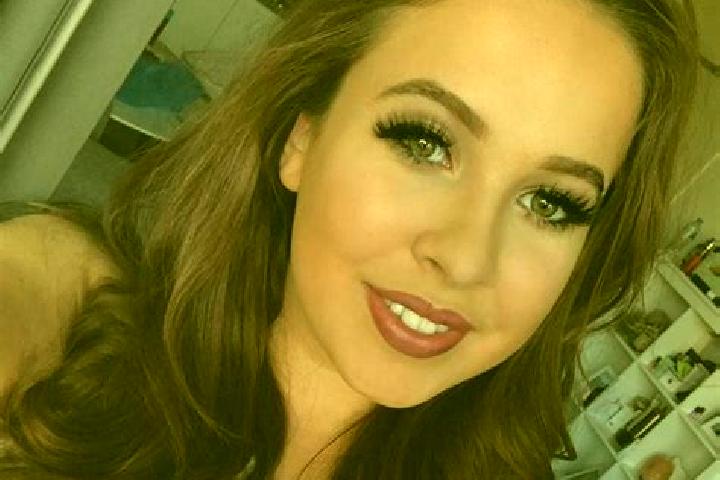 Layla, 27, a dark blonde dark-eyed caucasian companion based in Thi Tran Vinh Loc. Offering Girlfriend Experience, Striptease, Dinner Date. Available for inc...