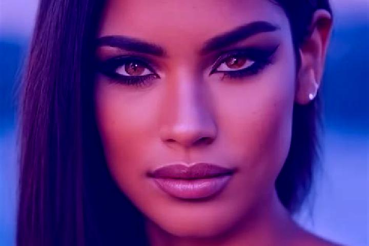 Layla, 28, a black hazel-eyed latina companion based in Monte Blanco. Offering Fetish, Massage, 69. Available for incall and outcall, day and evening dates.
