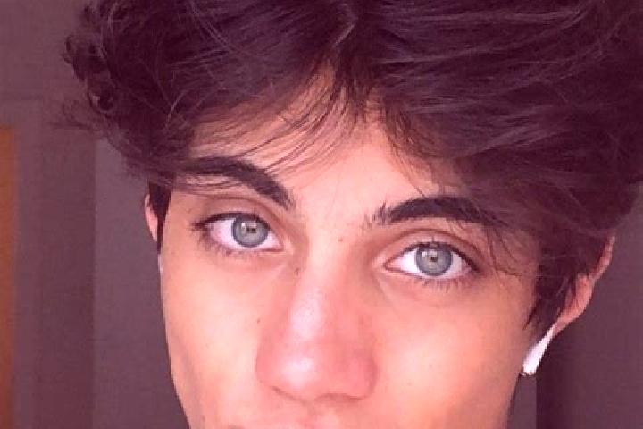 Layla, 28, a chestnut green-eyed caucasian companion based in Taquari. Offering Tantra, OWO, Travel Companion. Available for incall and outcall, overnight bo...