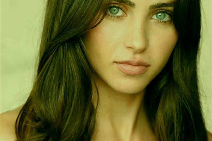 Layla, 28, a red brown-eyed indian companion based in Soledad. Offering A-Level, Girlfriend Experience, GFE. Available for incall and outcall, day and evenin...