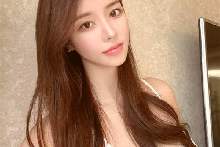 Layla, 28 — Escort in Kwaksan, North Korea