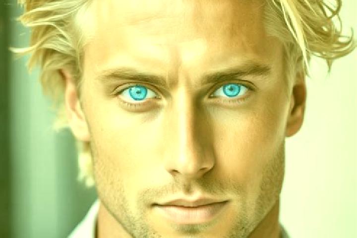 Layla, 29, a chestnut blue-eyed european companion based in Al Fintas. Offering Couples, Overnight, Party Girl, BDSM, Roleplay. Available for incall and outc...
