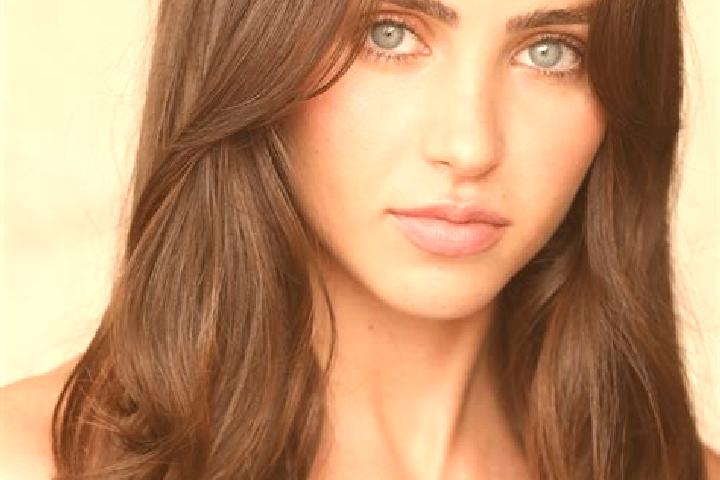 Layla, 29, a dark blonde brown-eyed latina companion based in Tysalovo. Offering Domination, OWO, Duos, Party Girl. Available for incall and outcall, day and...