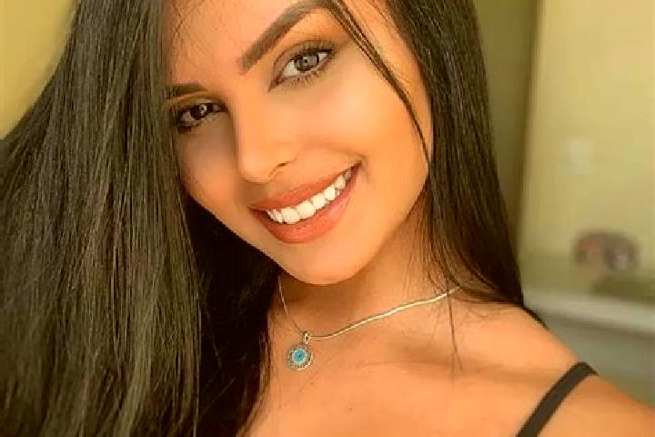 Layla, 29 — Escort in Esperanca, Brazil